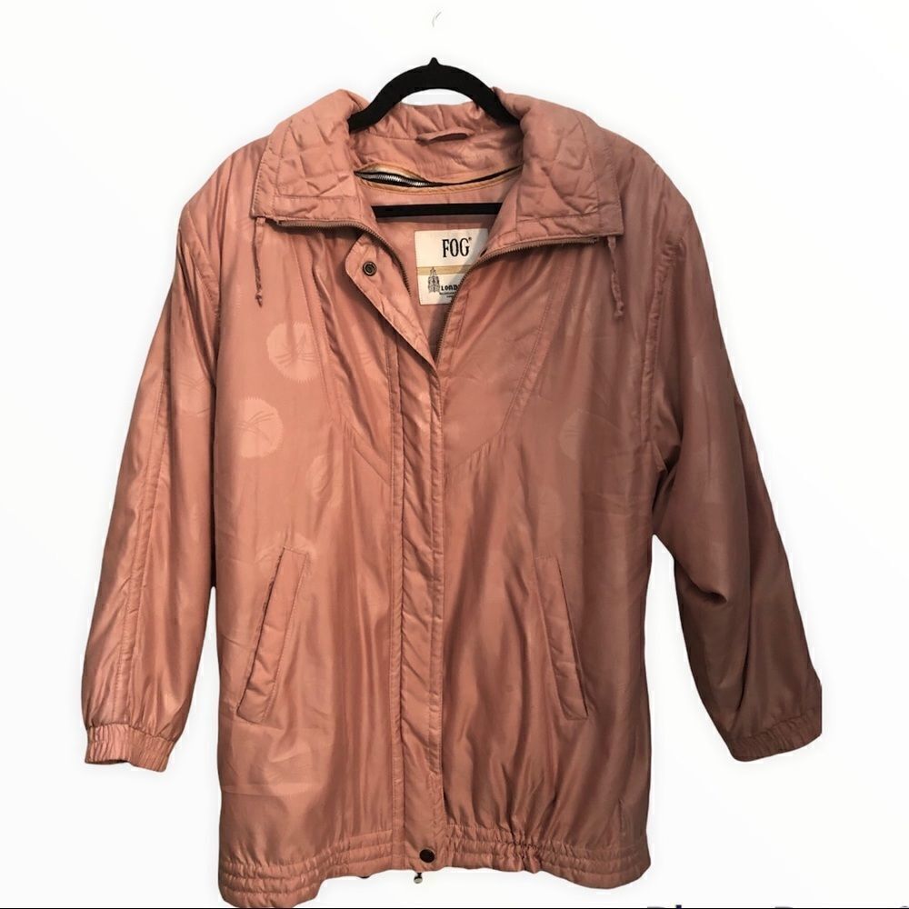 Fog by London Fog light pink coat with quilted insert. This can be coat or thinn